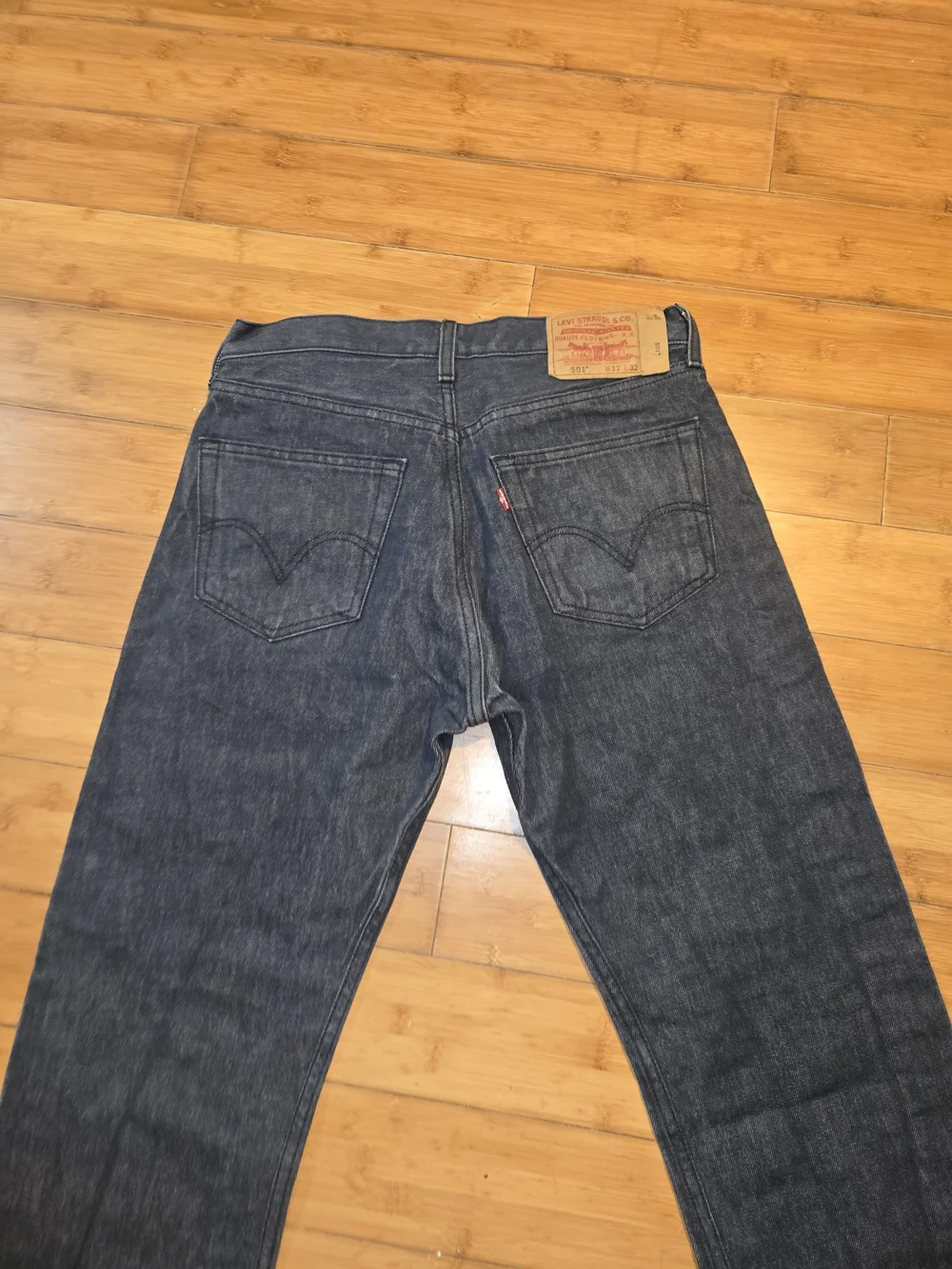 Levis 501 Jeans Mens 32x32 Black Charcoal Wash Button Fly Straight Leg Stretch